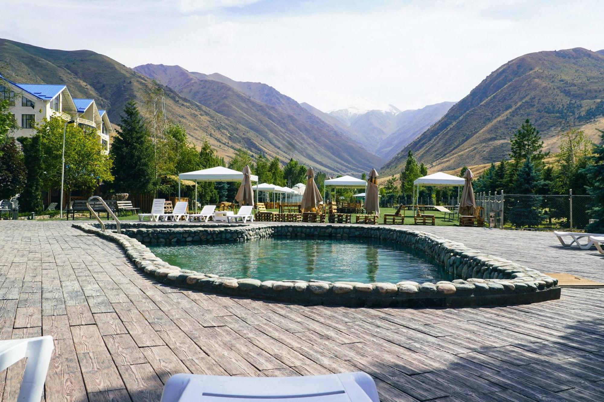 Mountain View Hot Spring Resort Biskek Kültér fotó